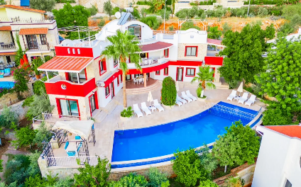 Villa Waterfall 3